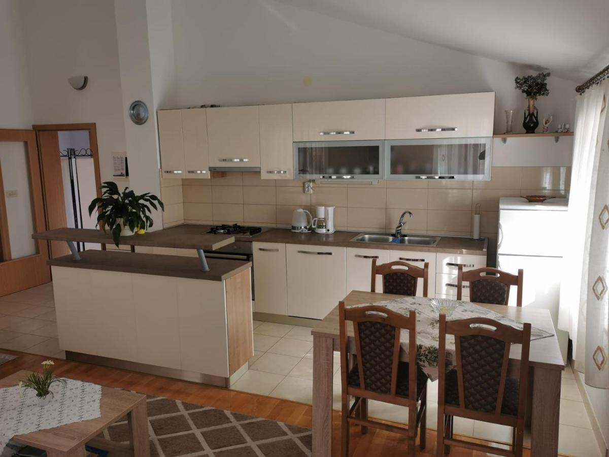 Apartman Zora Podstrana Ngoại thất bức ảnh